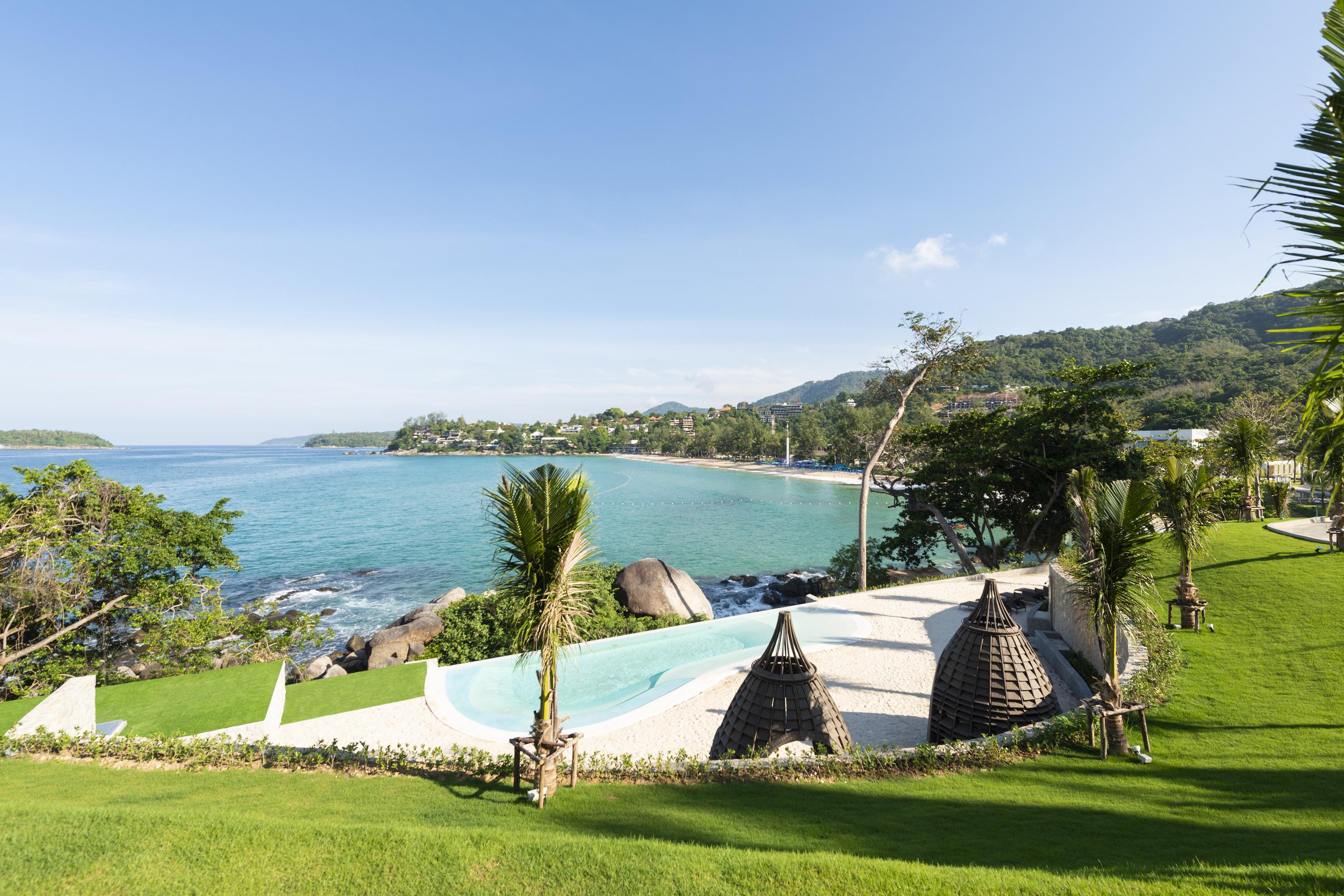 The Shore At Katathani - Adult Only - Sha Extra Plus Bagian luar foto View of the Andaman Sea from the resort